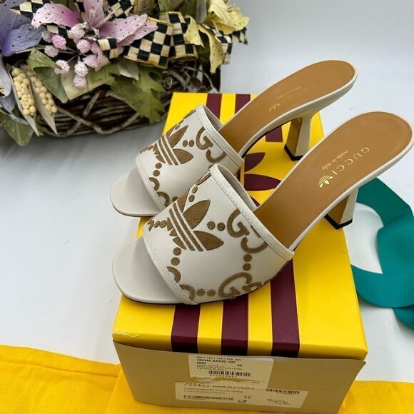 Women’s Gucci X Adidas, slide leather sandals, size 38, made in  Italy - Picture 4 of 8